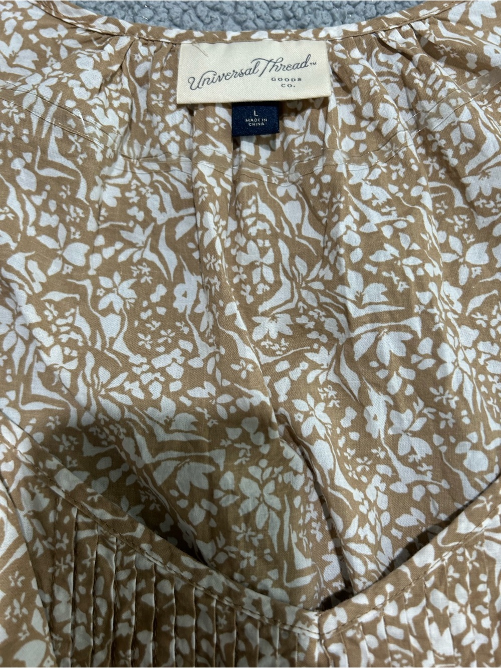 Universal Thread Beige Floral Ruffle Blouse - Picture 3 of 11